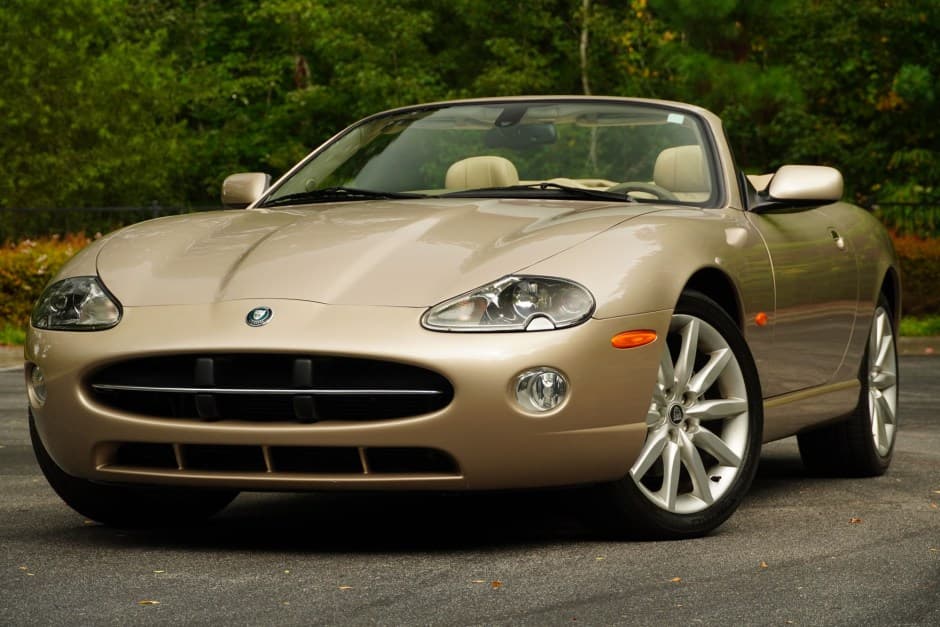 2006 Jaguar XK8 sold for $21,000