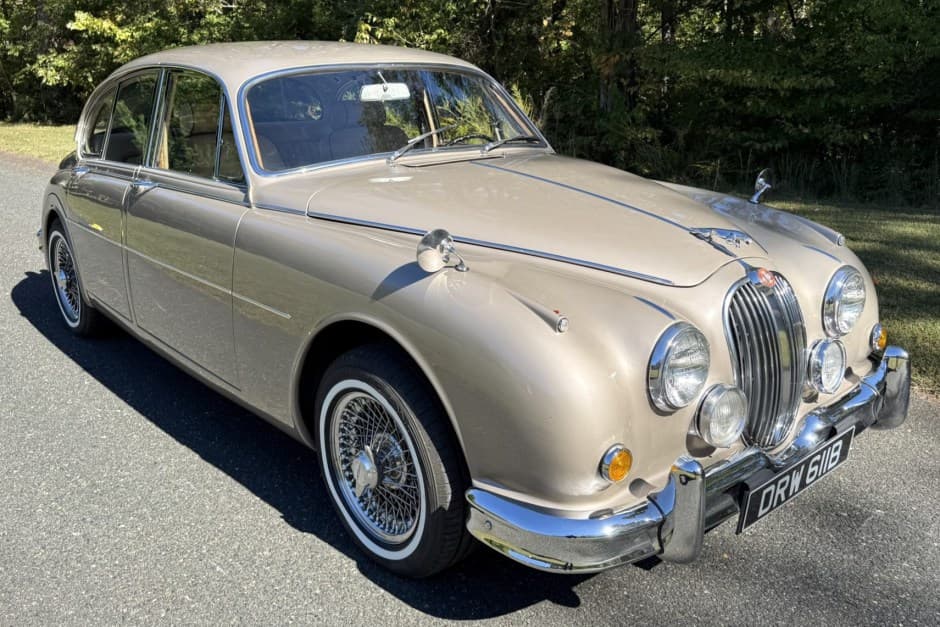 1964 Jaguar Mk II sold for $20,500
