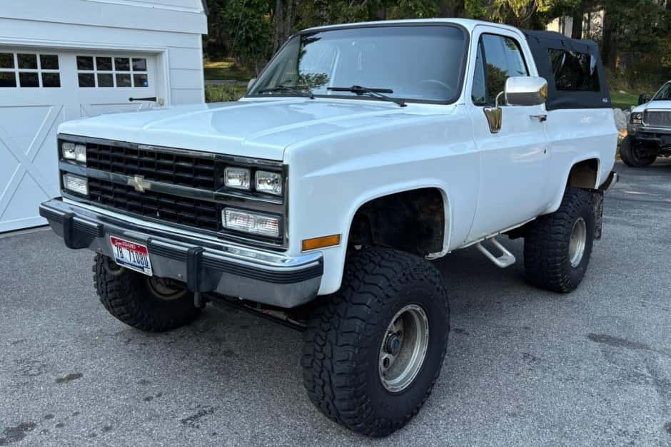 1991 Chevrolet K5 Blazer 1973-1991 sold for $13,500