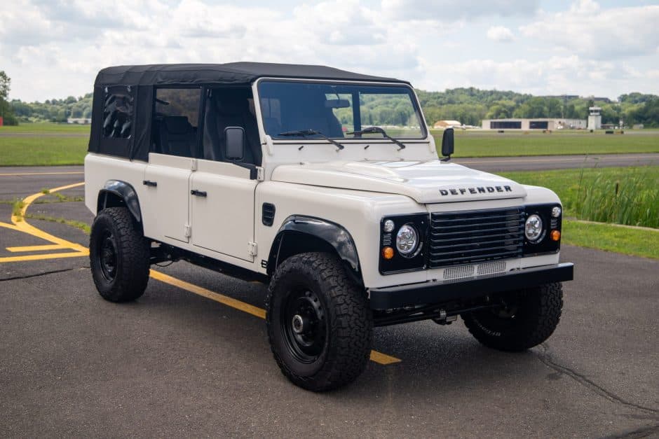1989 Land Rover 110 / Defender 110 (Euro Spec) sold for $86,666