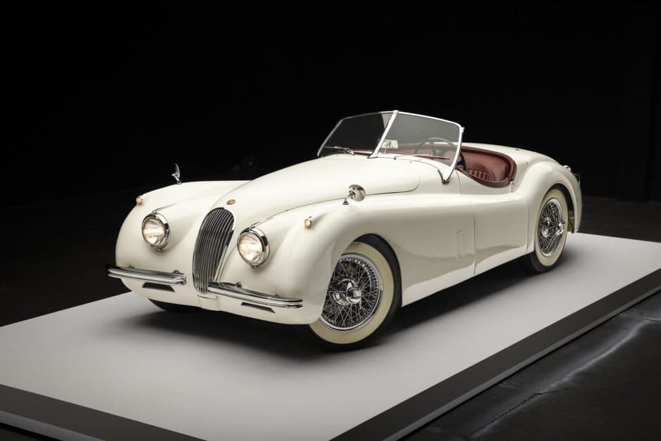 1954 Jaguar XK120 sold for $85,555