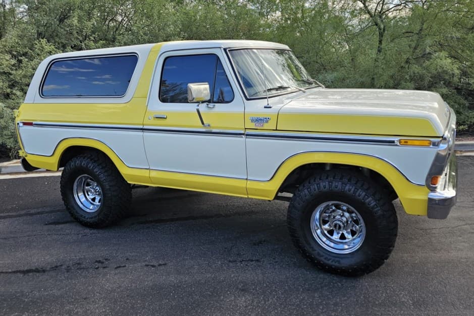 1978 Ford Bronco 2nd Generation 1978-1979 sold for $24,000
