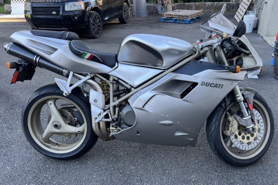 1998 Ducati 748 sold for $8,348