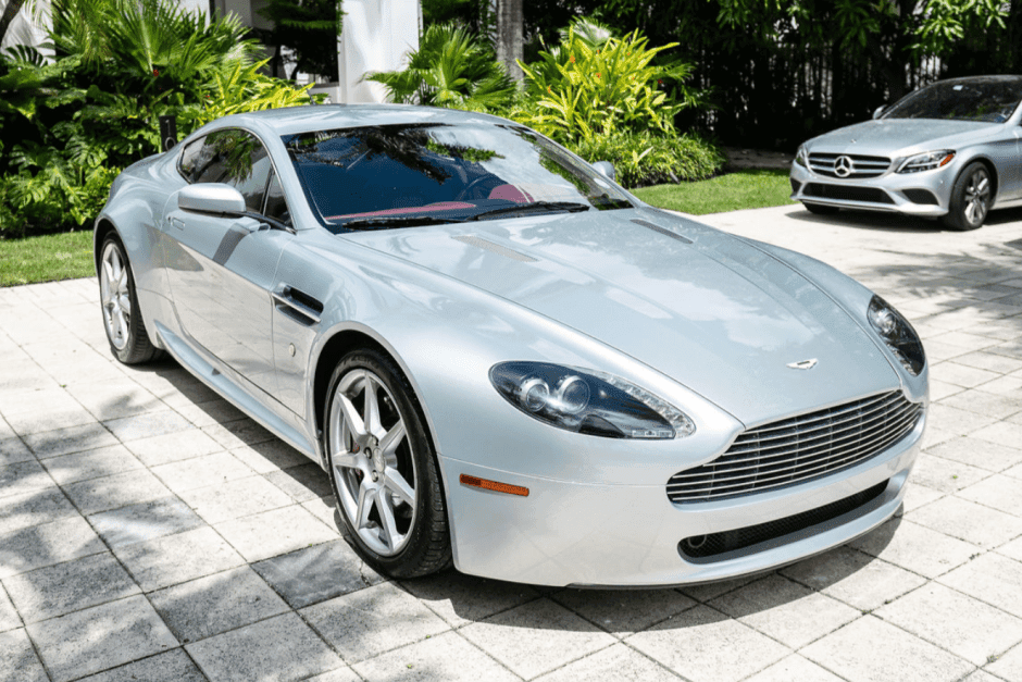 2007 Aston Martin V8 Vantage (2006+) sold for $39,000