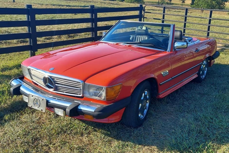 1986 Mercedes-Benz R107 SL sold for $6,500