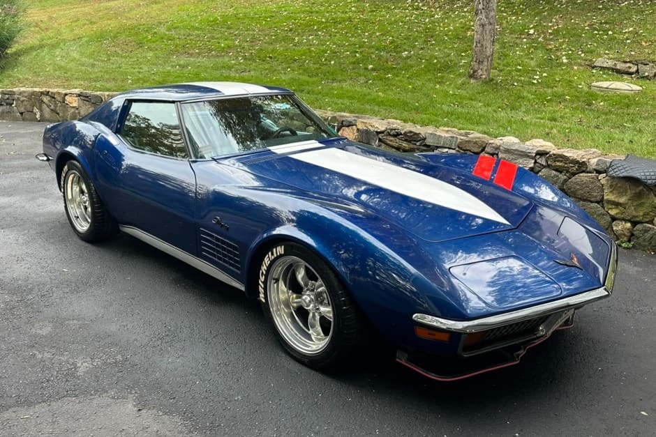 1972 Chevrolet Corvette C3 sold for $21,500
