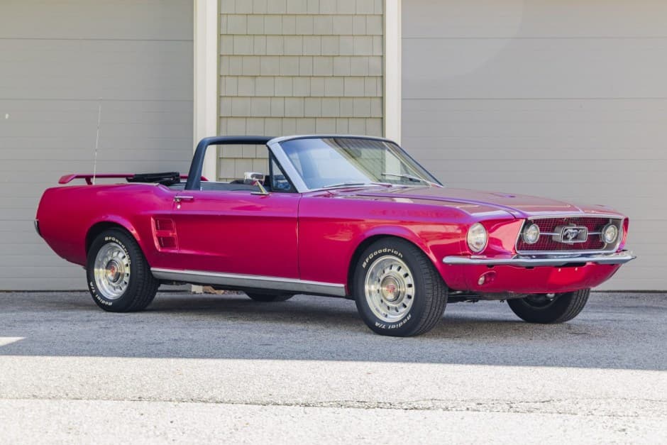 1967 Ford Mustang 1967-1968 sold for $31,000