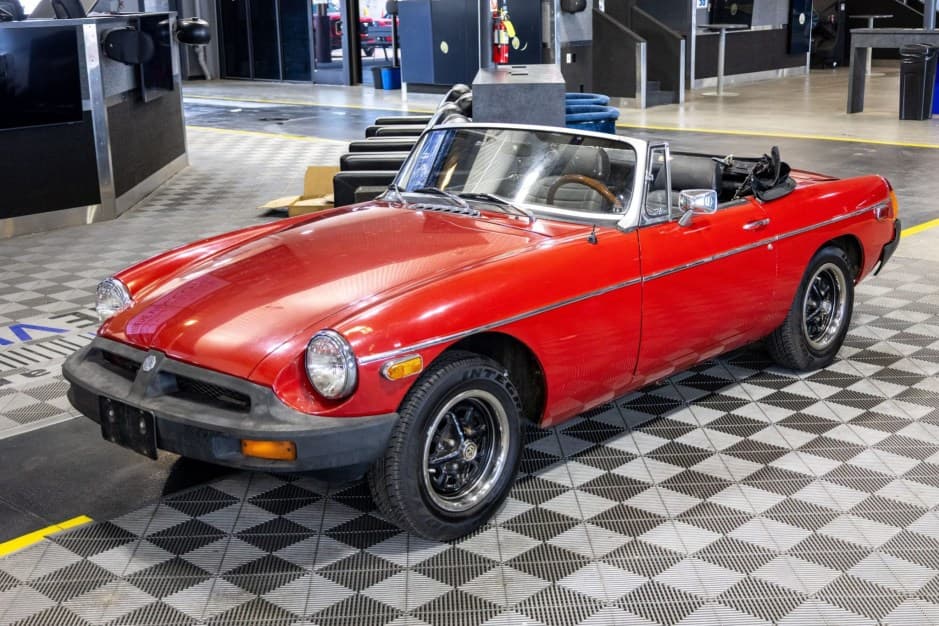 1980 MG MGB sold for $3,900