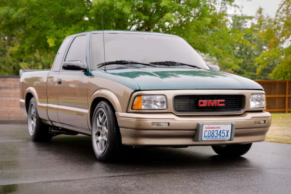 1996 GMC Sonoma (1994-2004) sold for $10,000