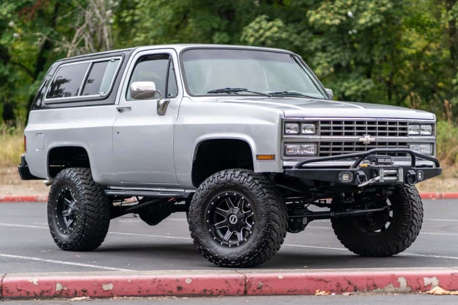 1991 Chevrolet K5 Blazer 1973-1991 sold for $25,000