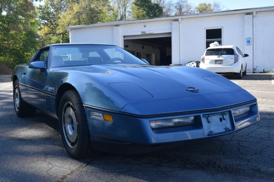 1984 Chevrolet Corvette C4 Coupe (1984-1991) sold for $27,500