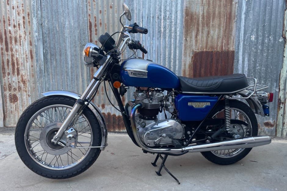 1979 Triumph Bonneville T140 sold for $4,900