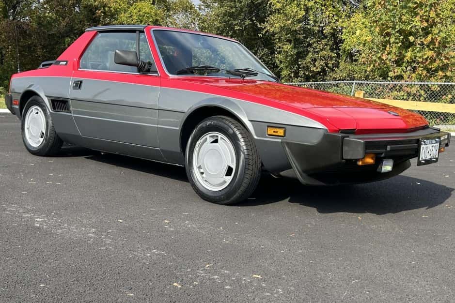 1986 Fiat X1/9 sold for $8,320