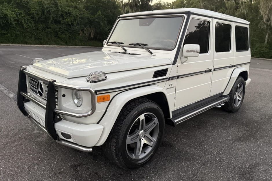 2010 Mercedes-Benz W463 G-Class AMG (1990-2018) sold for $31,000