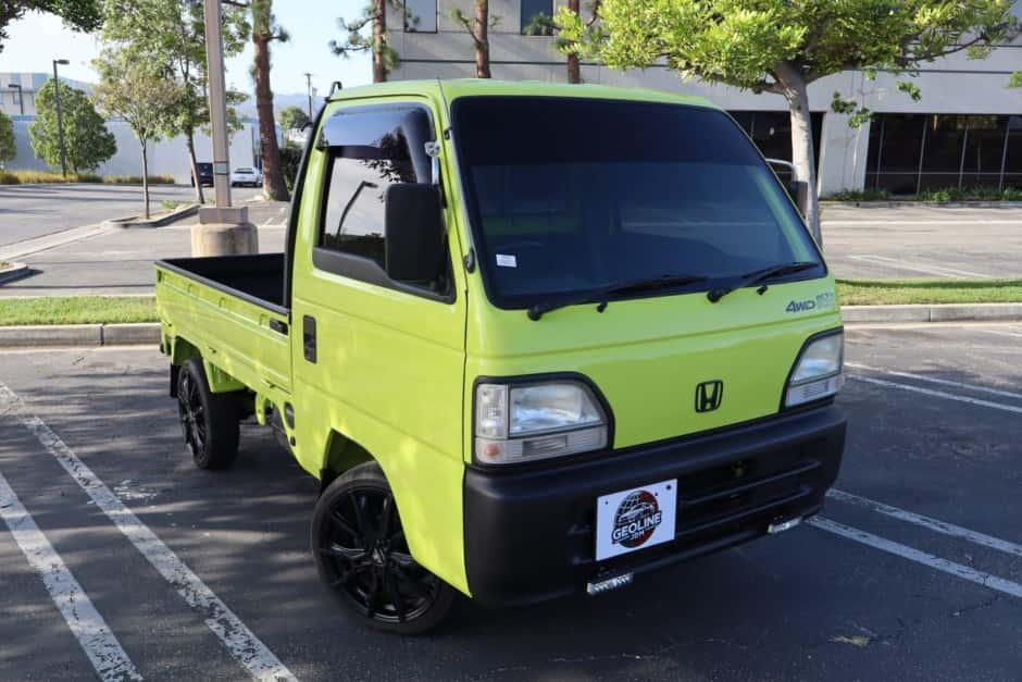 1998 Honda Acty sold for $9,300