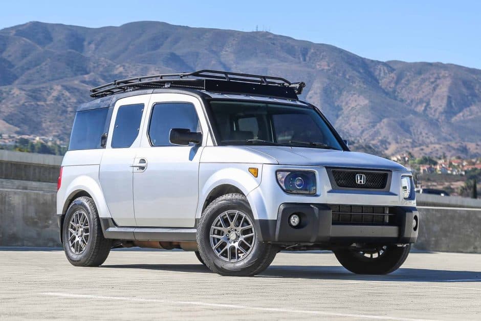 2006 Honda Element sold for $10,750