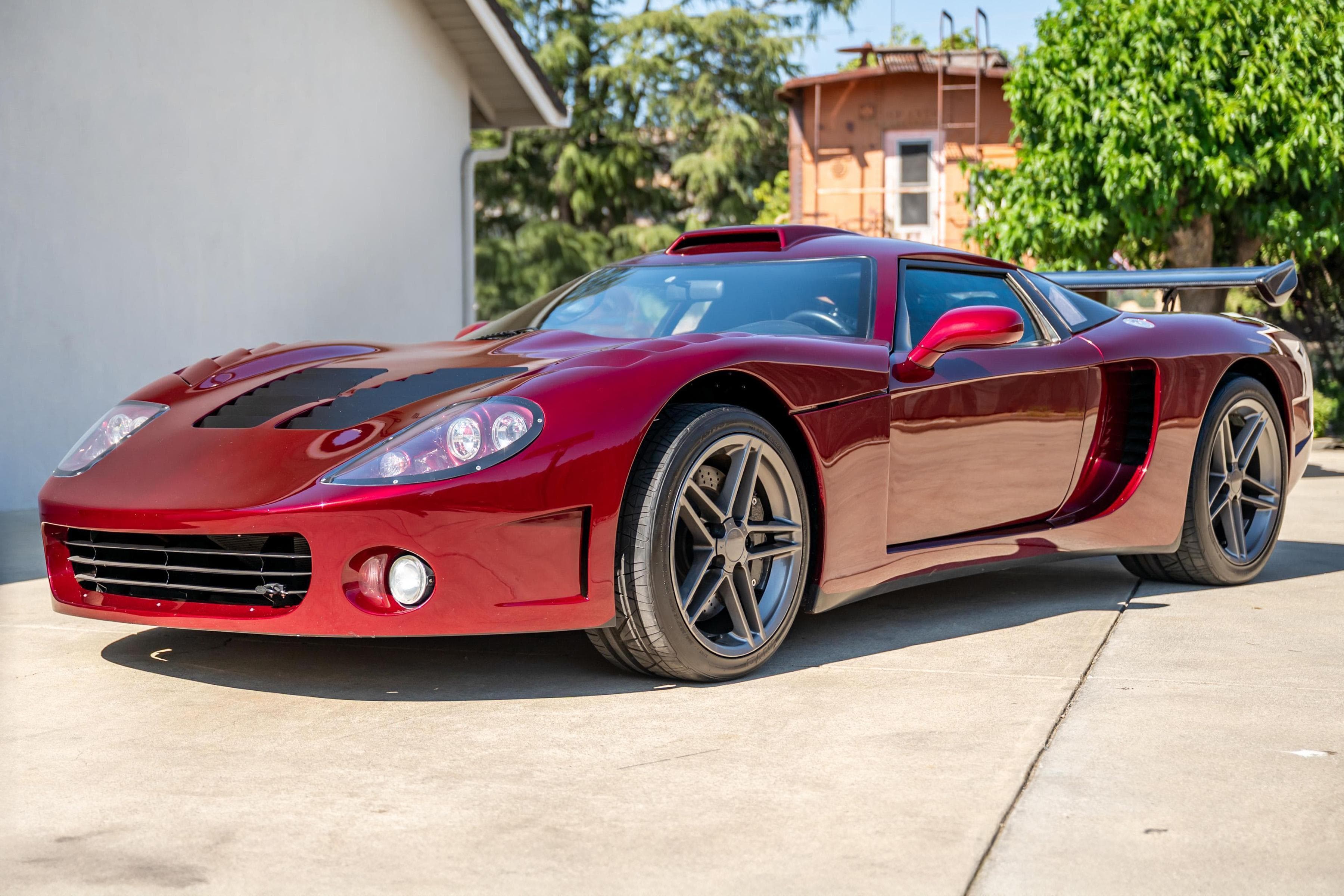 2006 Ford GT 40 Replica sold for $58,000