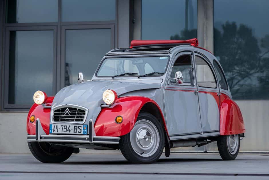 1985 Citroen 2CV sold for $20,000