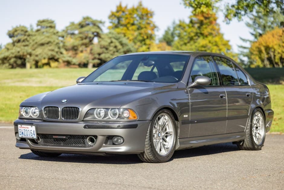2002 BMW E39 M5 sold for $29,395