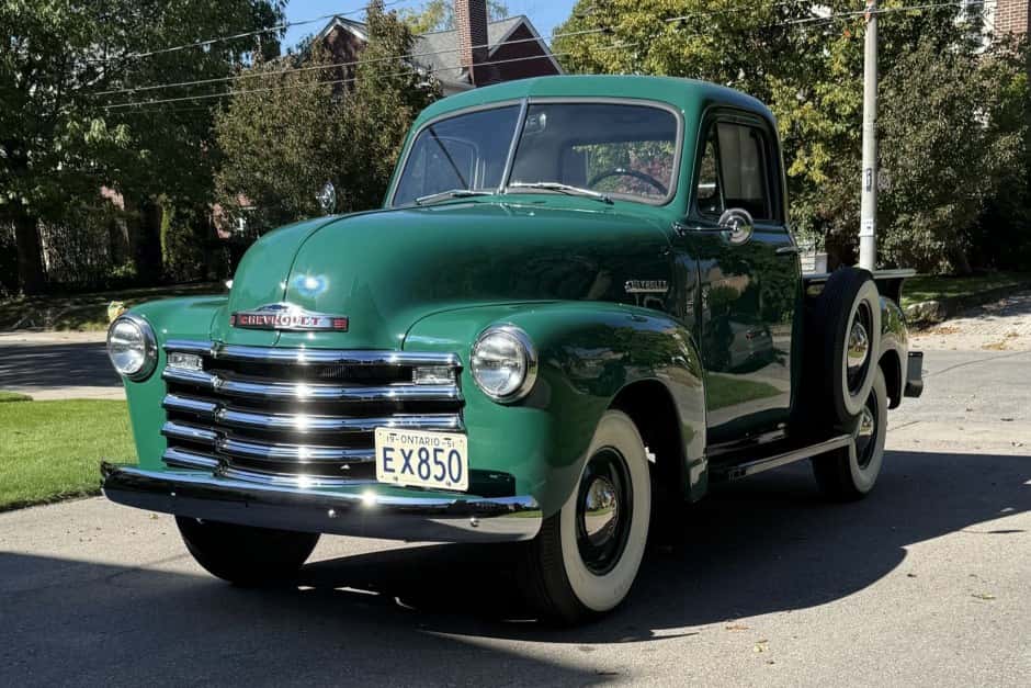 1952 Chevrolet Advance Design Pickup (1947-1955) sold for $32,000