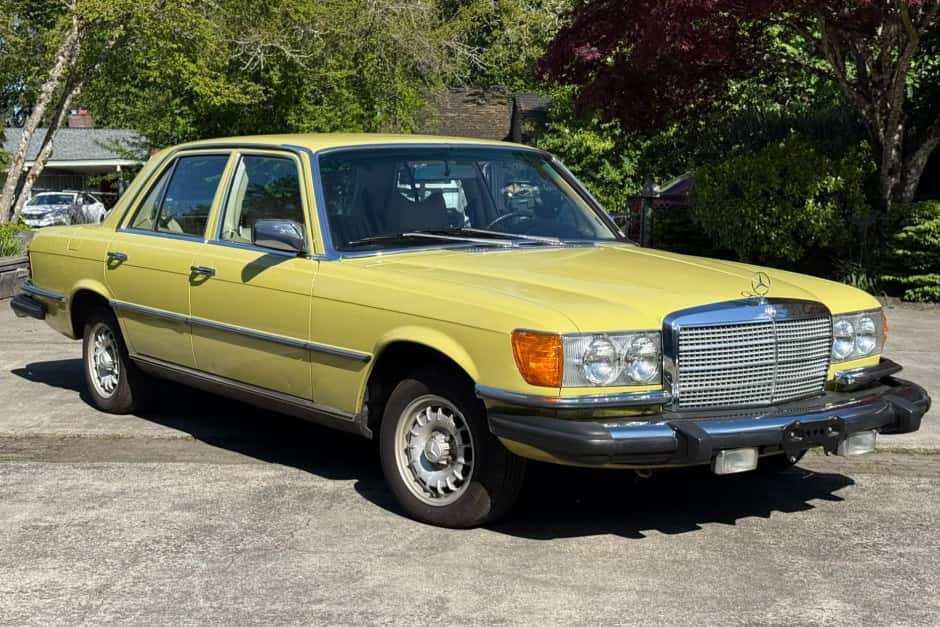 1979 Mercedes-Benz W116 S-Class sold for $11,500
