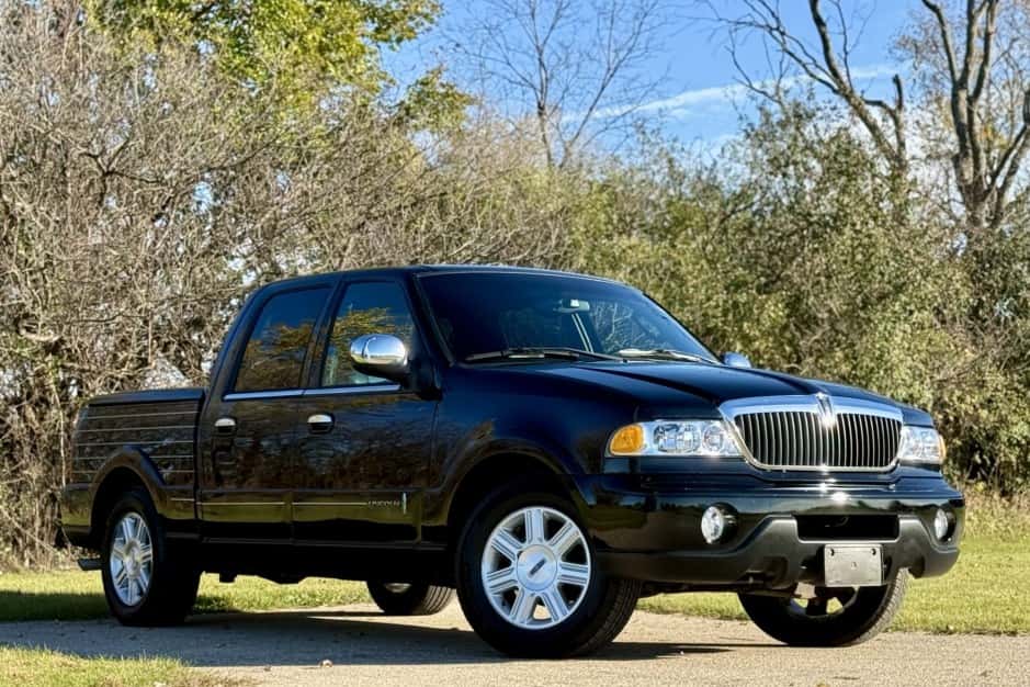 2002 Lincoln Blackwood & Mark LT sold for $25,500
