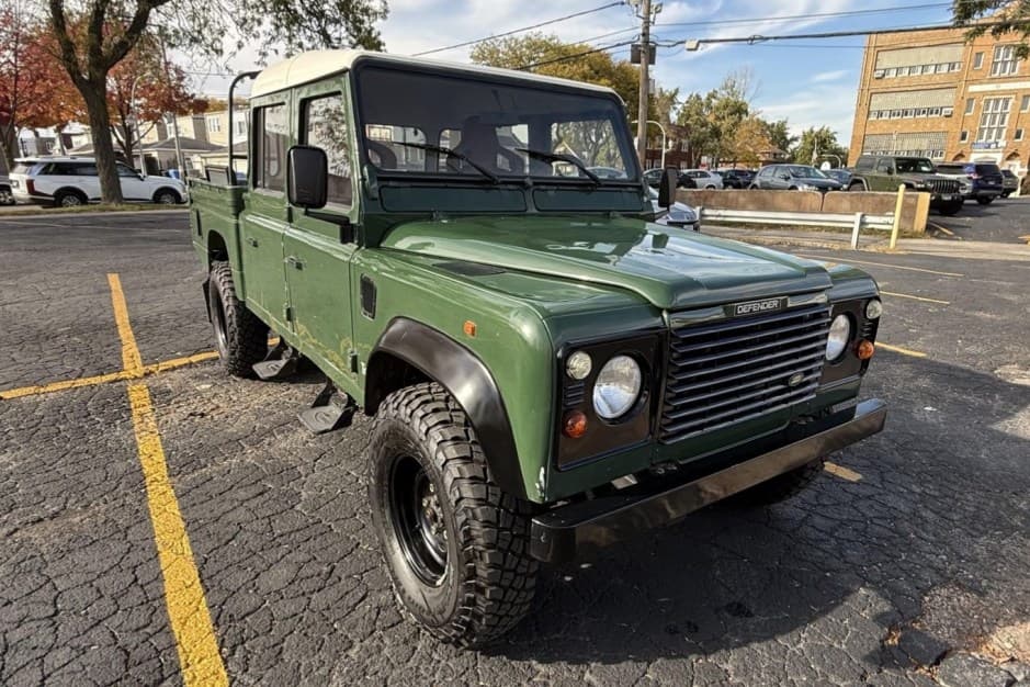 1994 Land Rover 127 / Defender 130 sold for $40,500