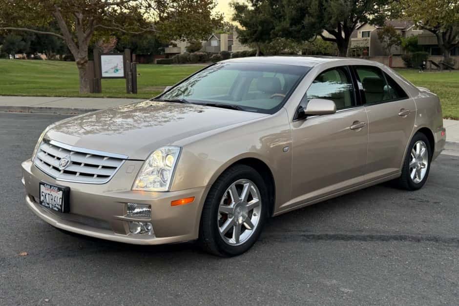 2005 Cadillac STS & STS-V sold for $12,500