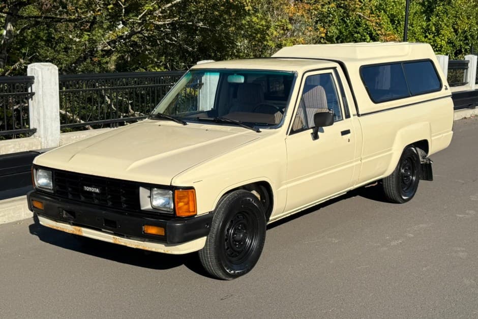 1984 Toyota Pickup (N50/N60/N70 1984-1988) sold for $5,500