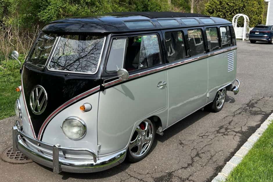 1966 Volkswagen Split-Window Bus sold for $47,000