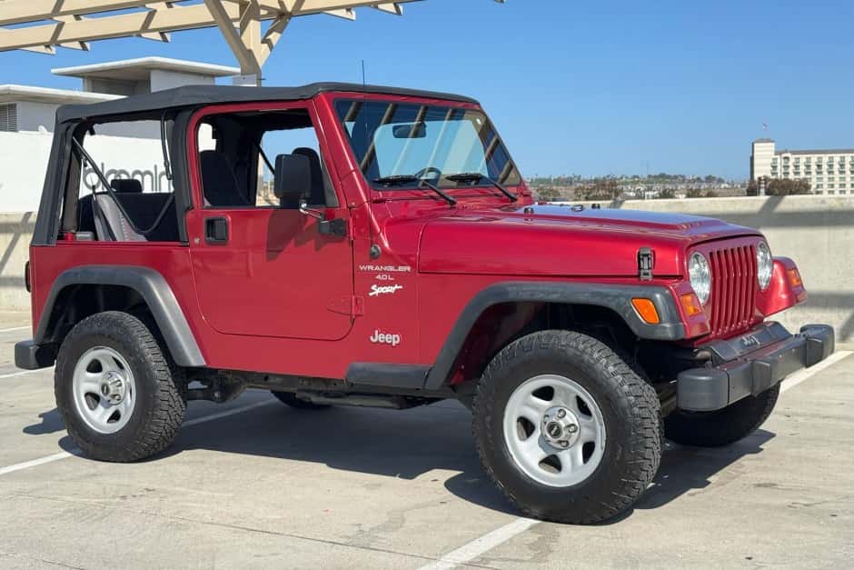 1998 Jeep Wrangler TJ (1997-2006) sold for $15,500