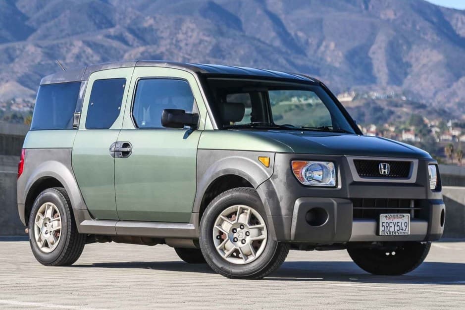 2005 Honda Element sold for $10,500