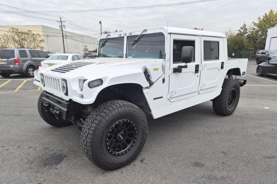 1995 Hummer H1 sold for $65,000
