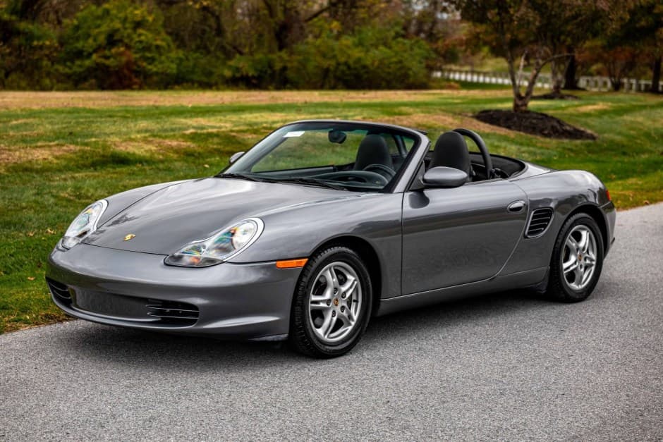 2003 Porsche 986 Boxster sold for $13,500