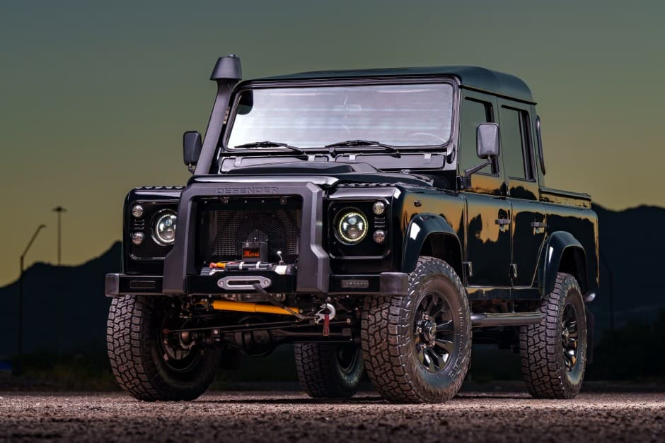 1993 Land Rover 110 / Defender 110 (Euro Spec) sold for $81,000
