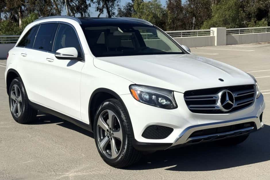 2019 Mercedes-Benz X253 & C253 GLC-Class sold for $19,750
