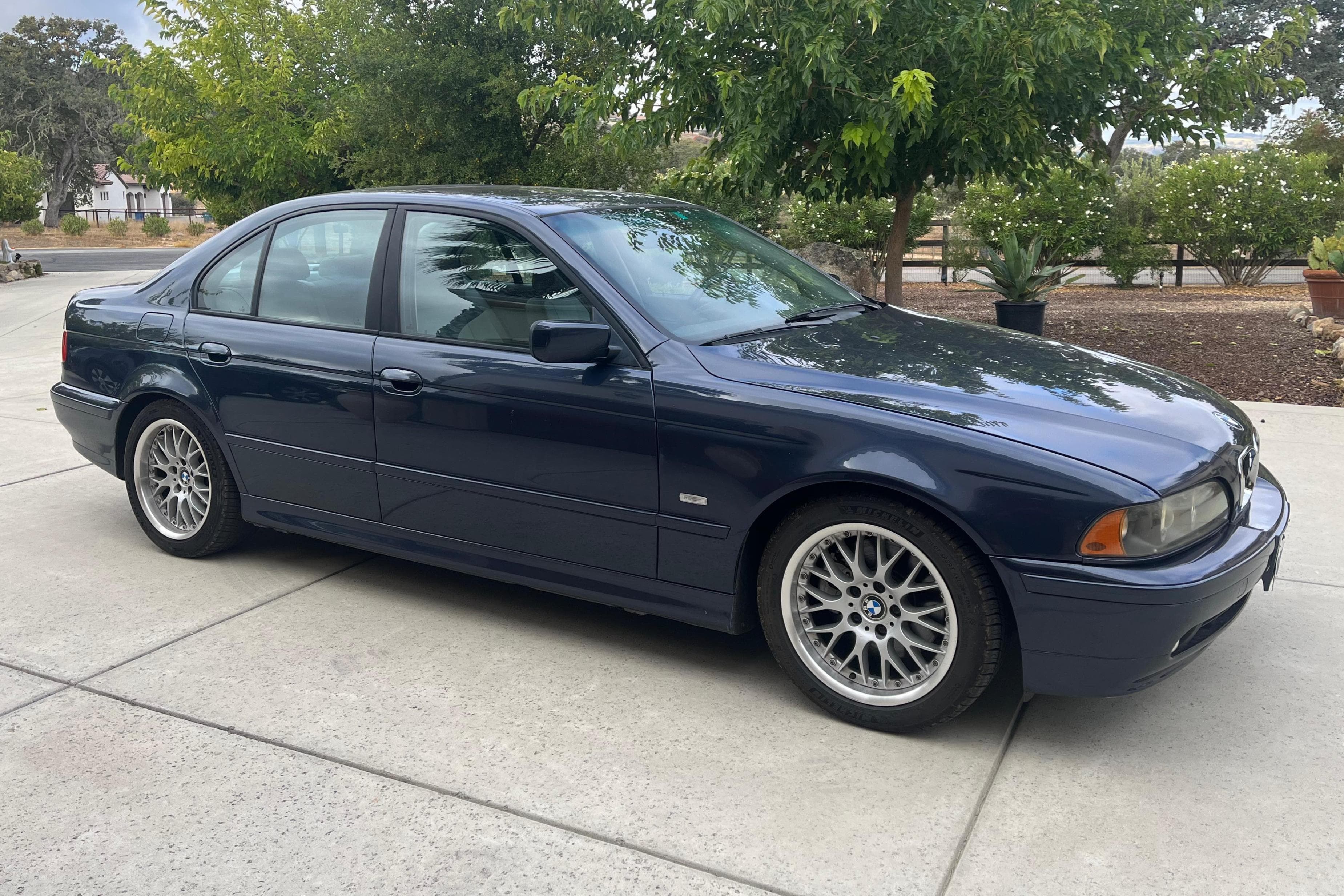 2002 BMW 5 Series sold for $7,530