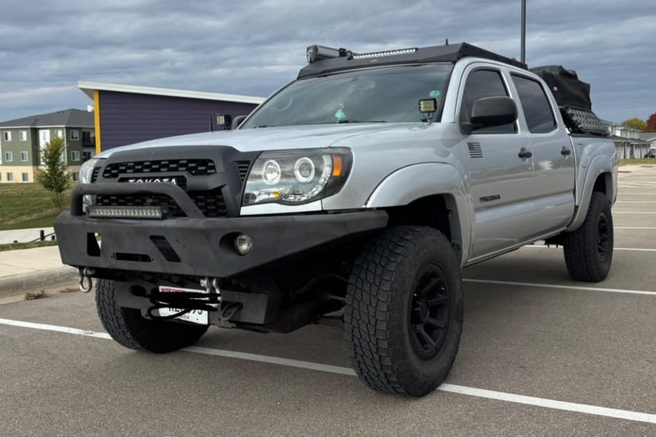 2008 Toyota Tacoma (N2X0 2005-2015) sold for $8,100