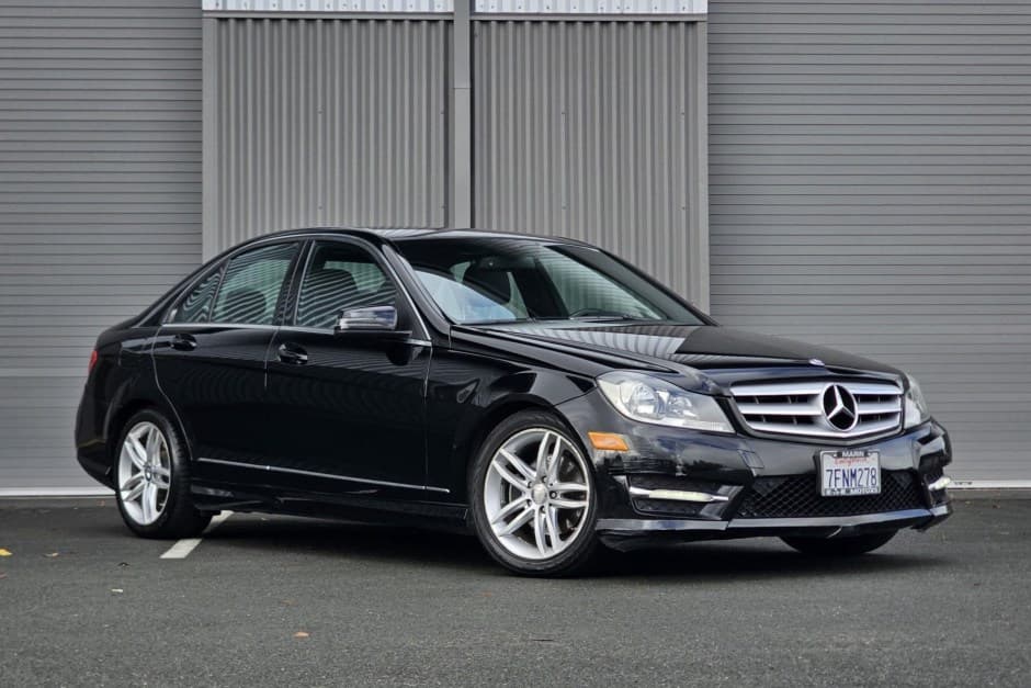 2012 Mercedes-Benz W204 C-Class sold for $5,200