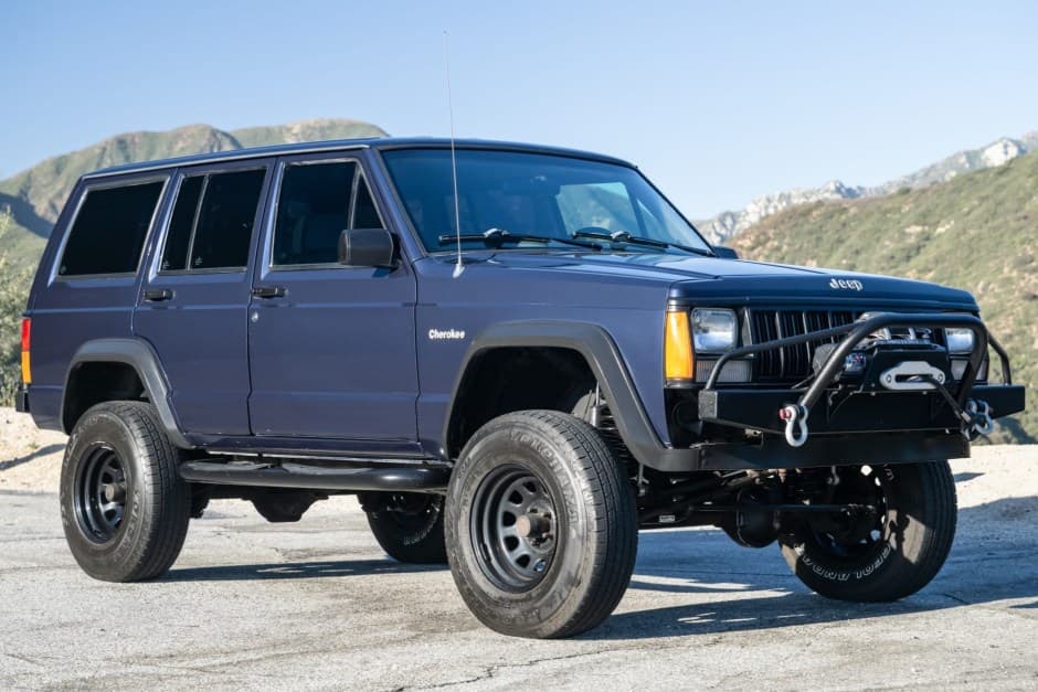 1994 Jeep XJ Cherokee sold for $14,750