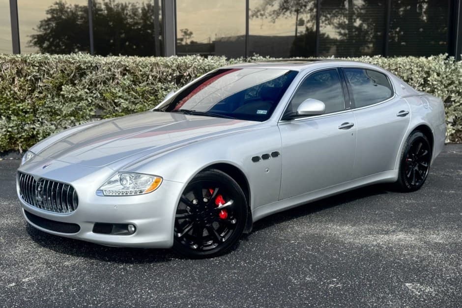 2009 Maserati Quattroporte sold for $18,500