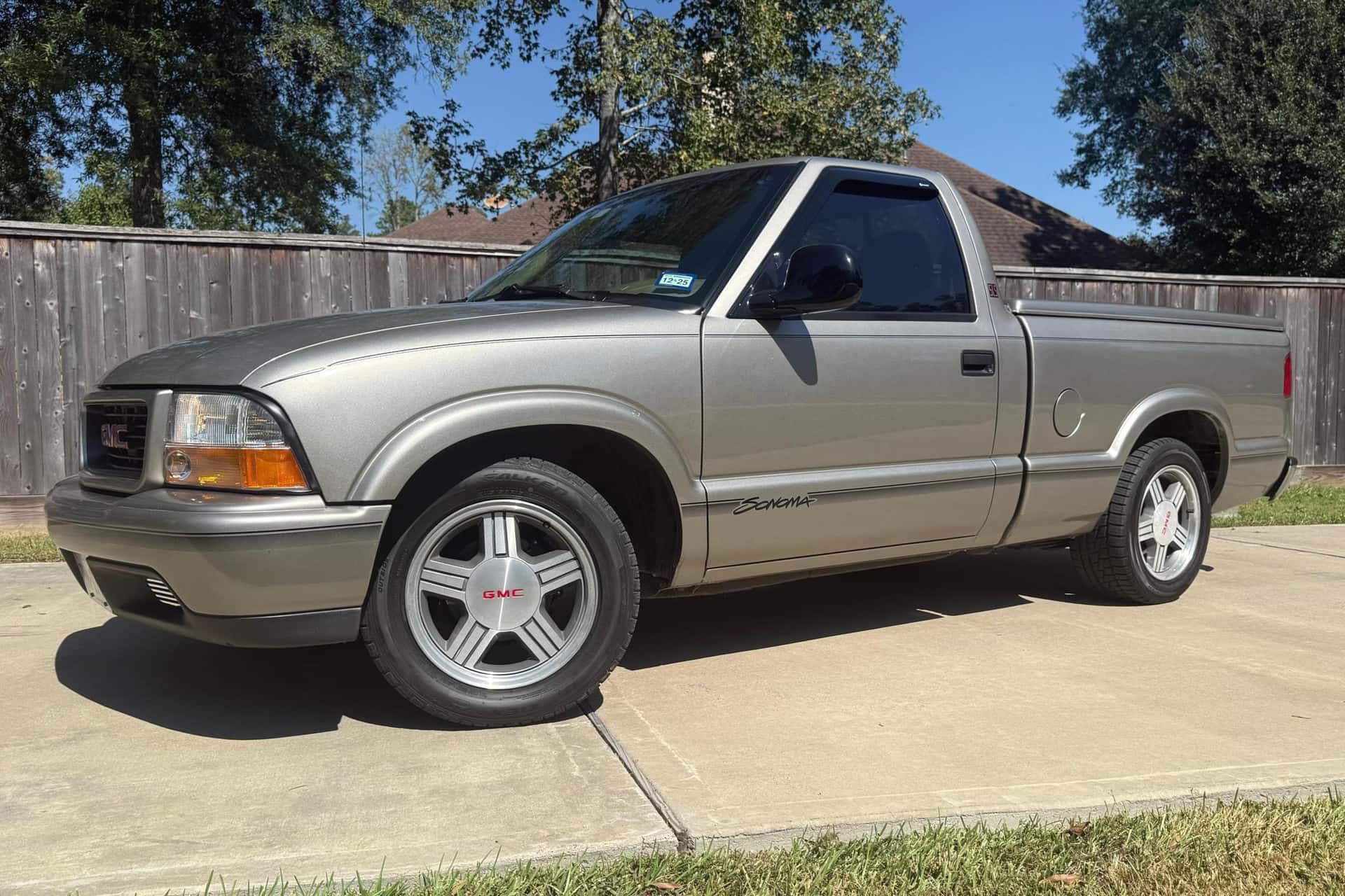 1998 GMC Sonoma sold for $6,500