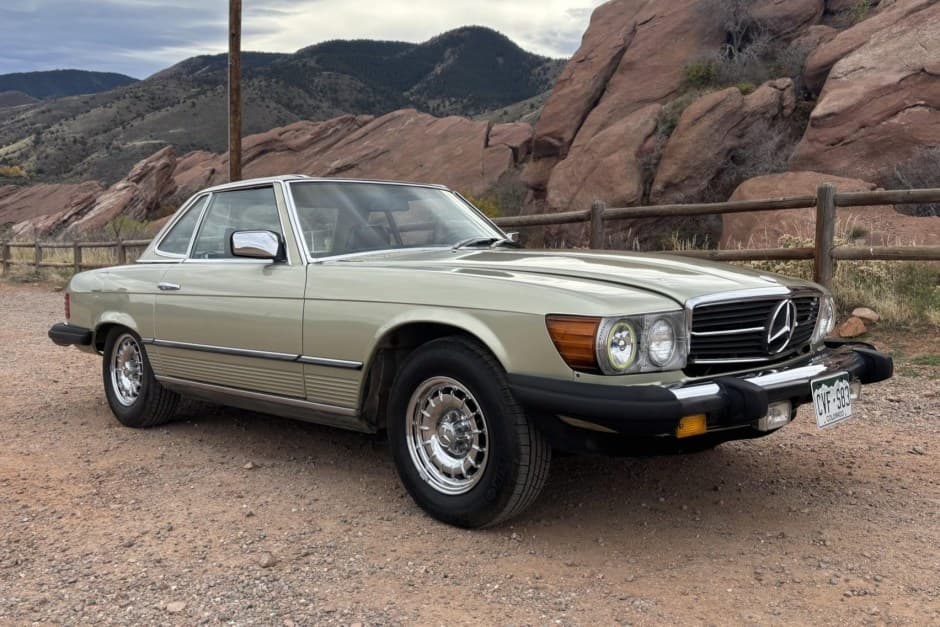 1984 Mercedes-Benz R107 SL sold for $8,750