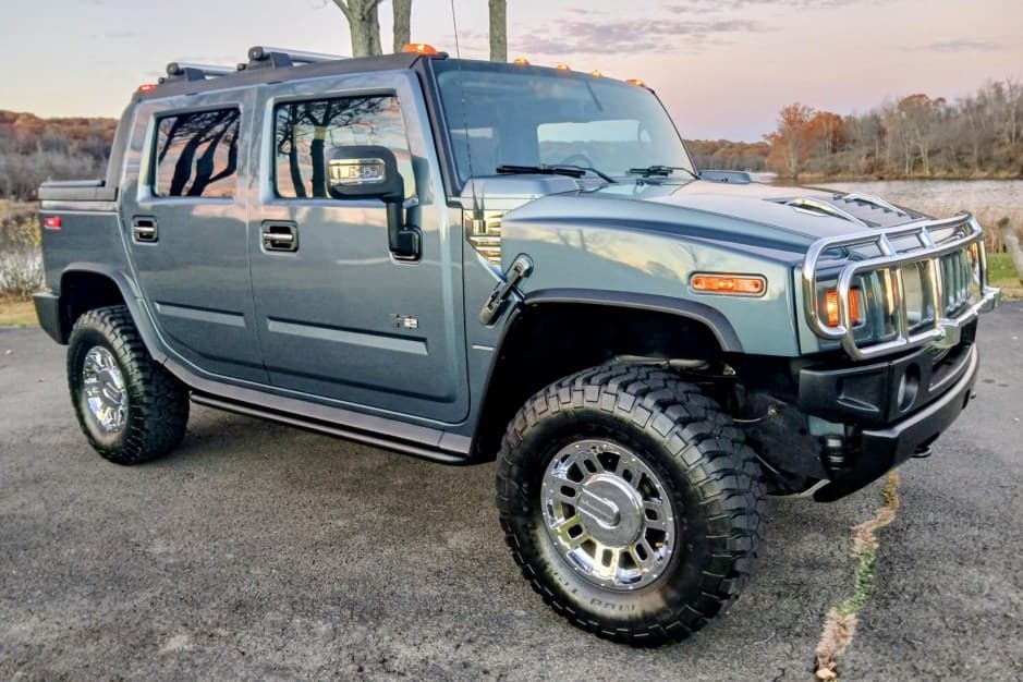 2005 Hummer H2 sold for $26,500