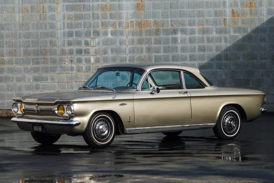 1962 Chevrolet Corvair (1960-1964) sold for $7,500