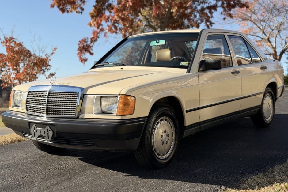 1984 Mercedes-Benz W201 190 sold for $7,000