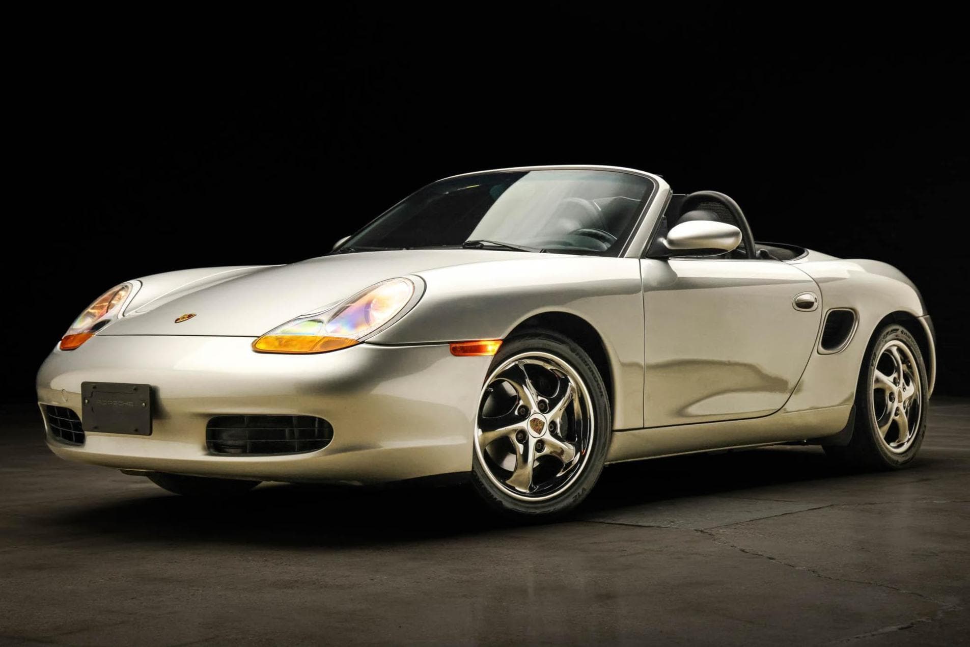 1999 Porsche 986 Boxster sold for $13,400