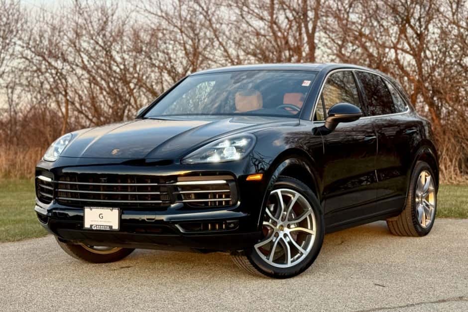 2019 Porsche 9Y0/9Y3 Cayenne (2019-) sold for $33,500