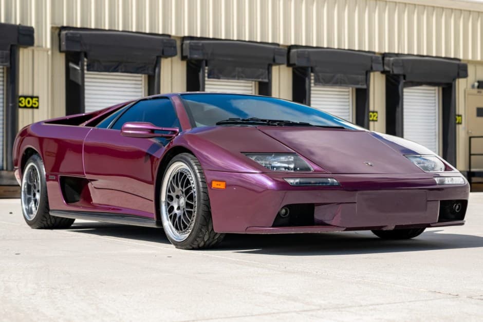 2001 Lamborghini Diablo sold for $330,000