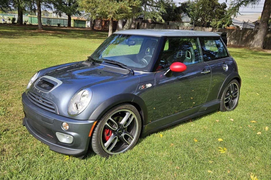 2006 Mini R53 JCW GP sold for $39,888